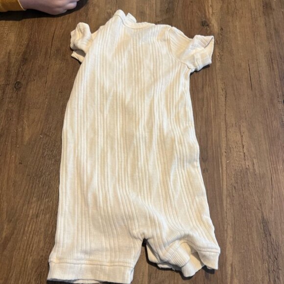 Kate Quinn romper 6 - Picture 4 of 6